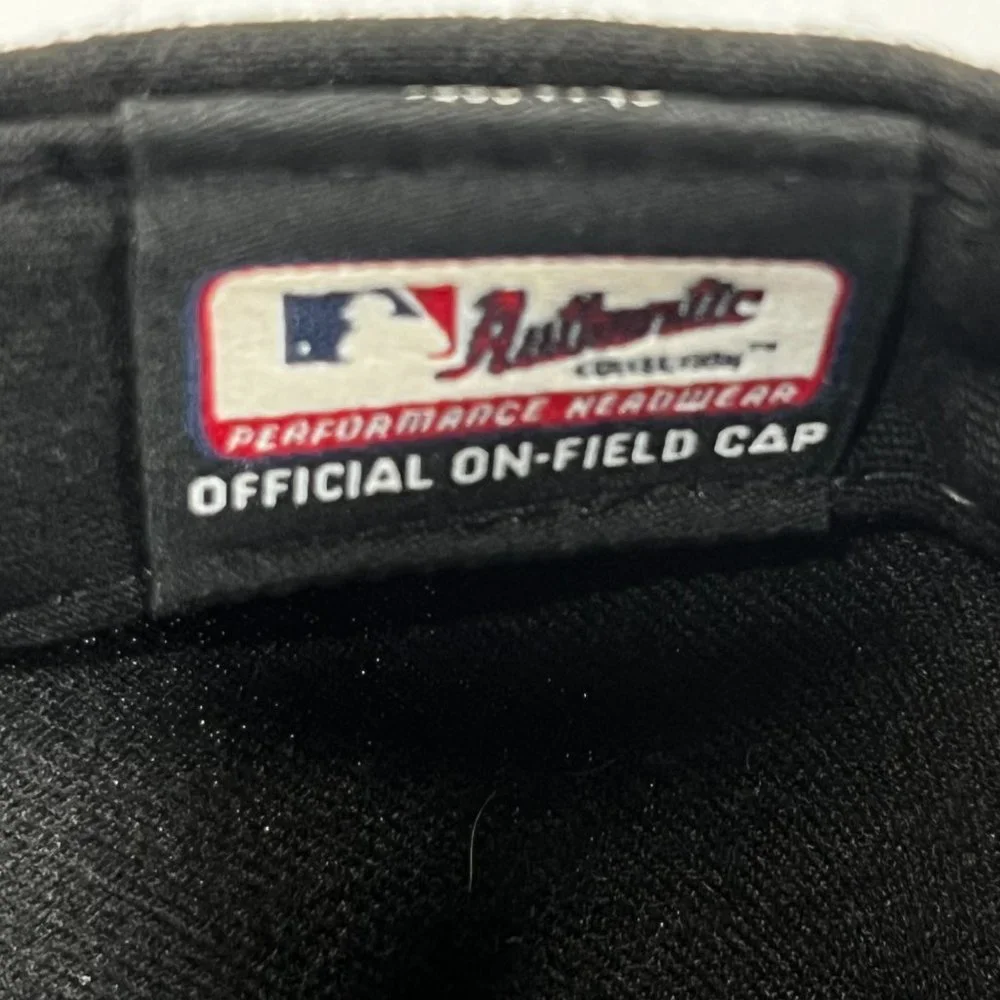 New Era 59Fifty Cap MLB Baltimore Orioles Black On Field‎ Road Fitted 7 1/8 Hat